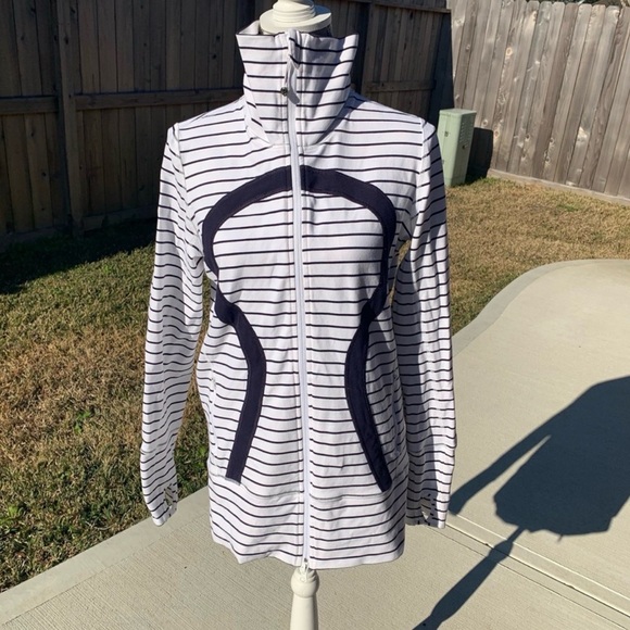 Lululemon Stride Jacket - Picture 5 of 7